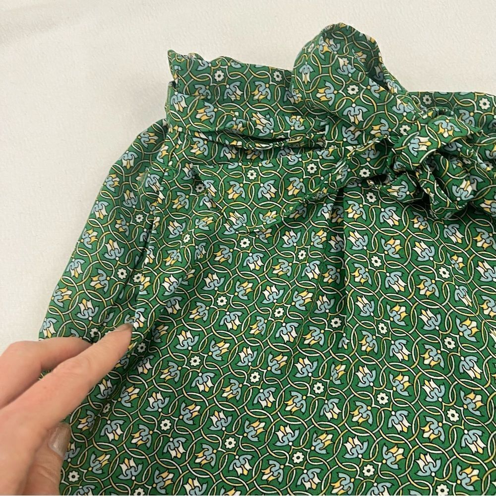 Max Studio Shorts   - Picture 3 of 6